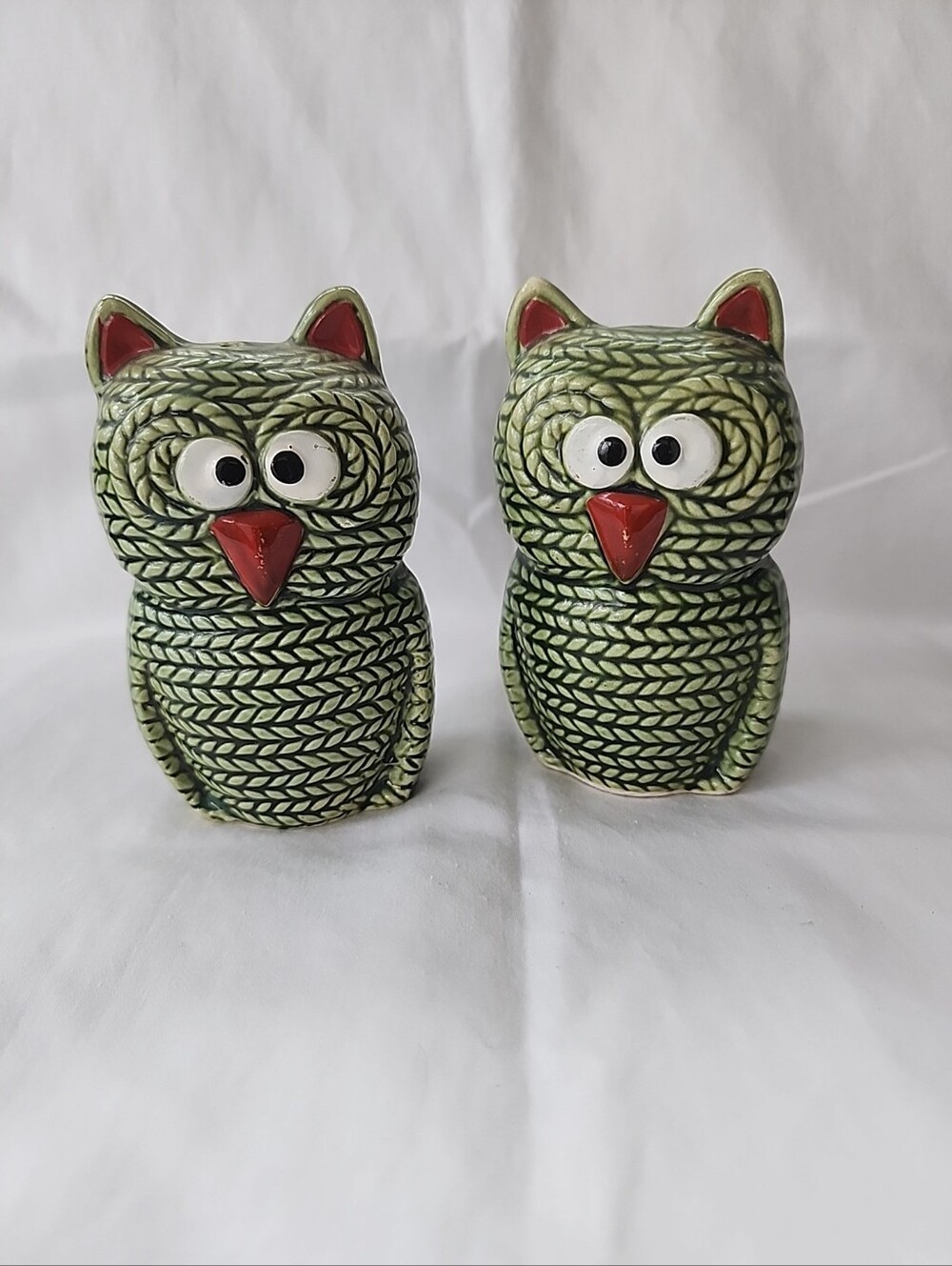 OWL SALT & PEPPER SHAKERS Green KITSCHY Rope Pattern Cottagecore Vintage Japan